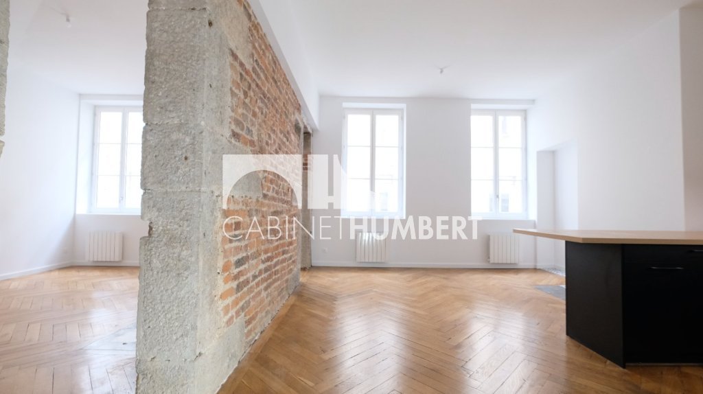 APPARTEMENT T4 A VENDRE - ST ETIENNE CENTRE VILLE - 100.64 m2 - 189�900�&euro;