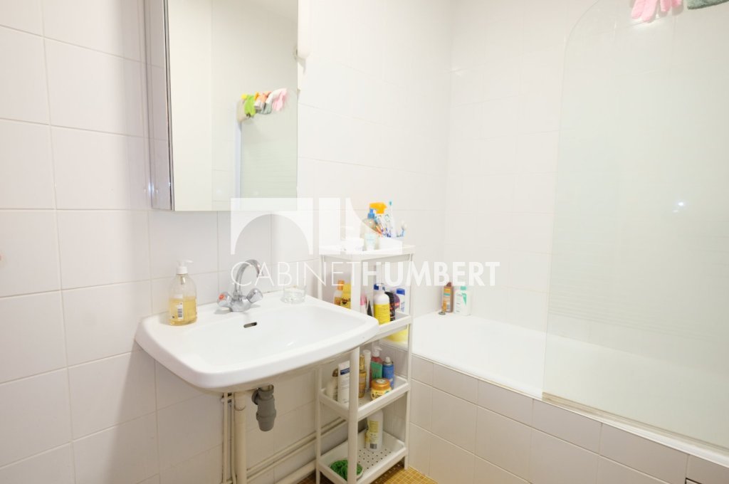 APPARTEMENT T4 A VENDRE - ST ETIENNE FACULTE / CENTRE DEUX - 99.01 m2 - 110000€