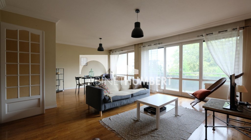 APPARTEMENT T4 A VENDRE - ST ETIENNE FACULTE / CENTRE DEUX - 100 m2 - 125000€