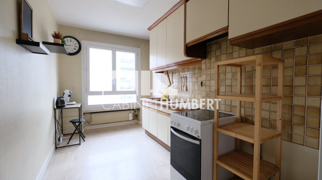 APPARTEMENT T4 A VENDRE - ST ETIENNE FACULTE / CENTRE DEUX - 100 m2 - 125000€