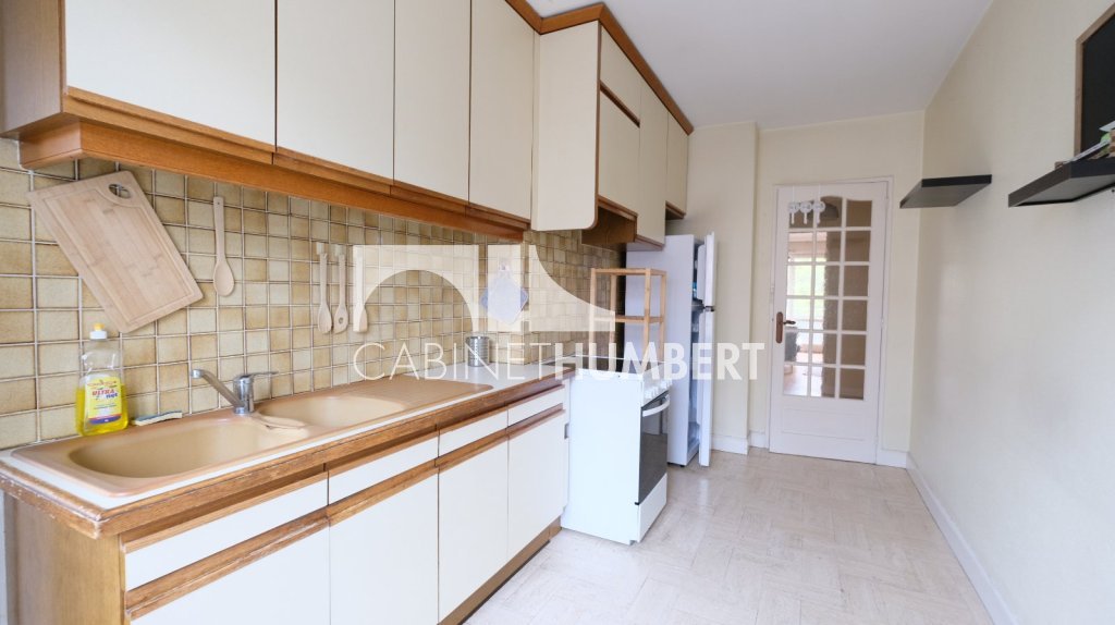 APPARTEMENT T4 A VENDRE - ST ETIENNE FACULTE / CENTRE DEUX - 100 m2 - 125000€