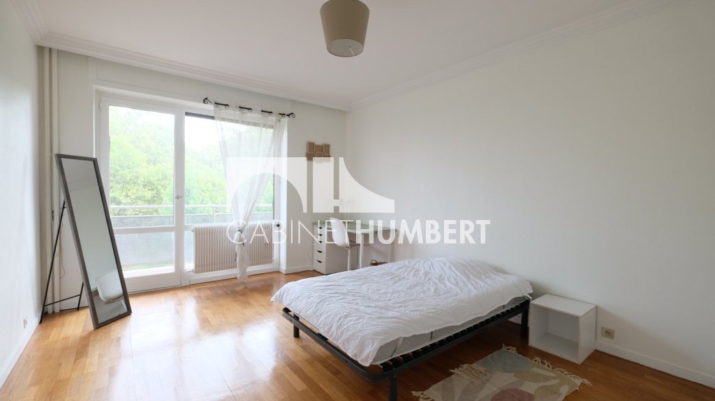 APPARTEMENT T4 A VENDRE - ST ETIENNE FACULTE / CENTRE DEUX - 100 m2 - 125000€