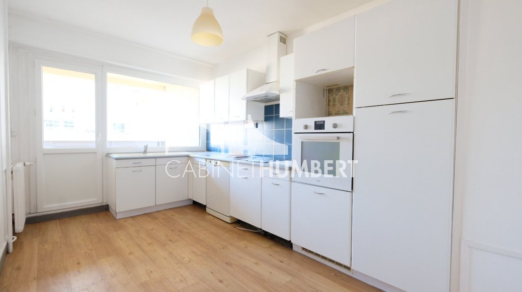 APPARTEMENT T4 A VENDRE - ST ETIENNE FACULTE / CENTRE DEUX - 91 m2 - 115�000�&euro;