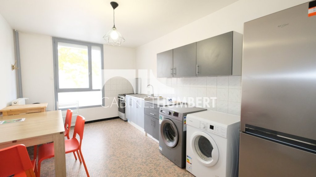 APPARTEMENT T4 A VENDRE - ST ETIENNE FAURIEL - 94.81 m2 - 109000€