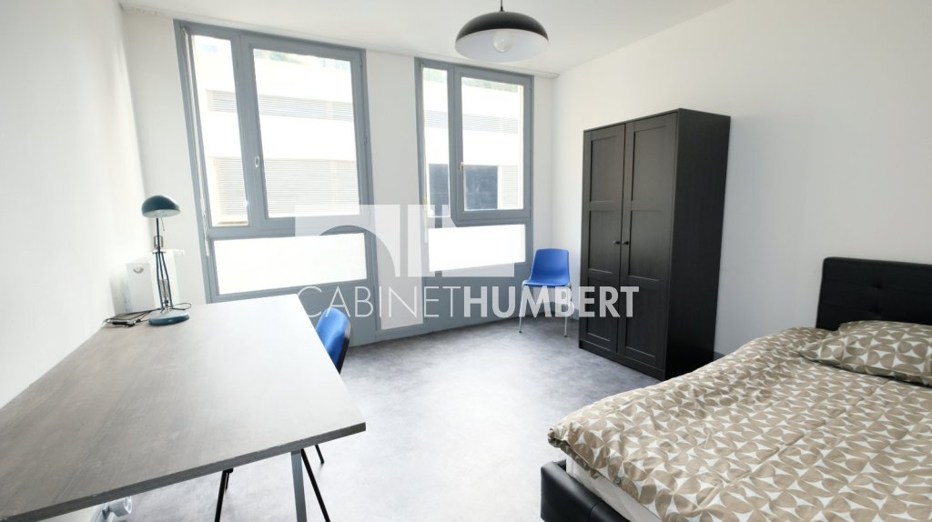 APPARTEMENT T4 A VENDRE - ST ETIENNE FAURIEL - 94.81 m2 - 109000€