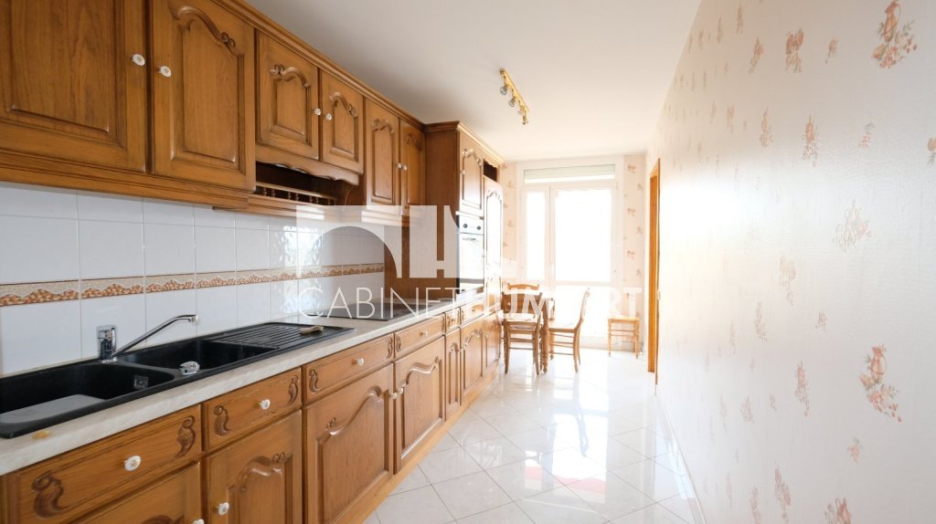 APPARTEMENT T4 A VENDRE - ST ETIENNE FAURIEL - 74.33 m2 - 109 000 €