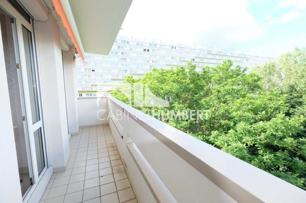 APPARTEMENT T4 A VENDRE - ST ETIENNE FAURIEL - 74.33 m2 - 109 000 €