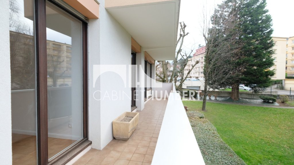 APPARTEMENT T4 A VENDRE - ST ETIENNE FAURIEL - 92.67 m2 - 155�000�&euro;