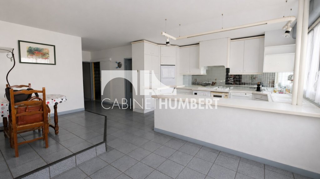 APPARTEMENT T4 A VENDRE - ST ETIENNE FAURIEL - 110.29 m2 - 119 000 &euro;