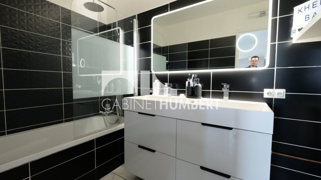 APPARTEMENT T4 A VENDRE - ST ETIENNE FAURIEL - 90.23 m2 - 175 000 &euro;