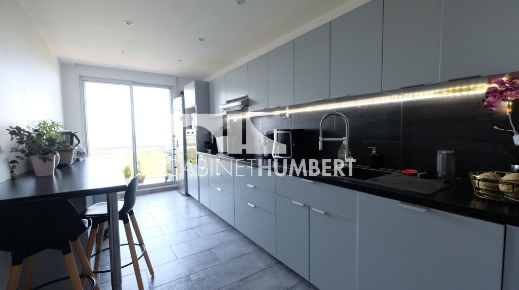 APPARTEMENT T4 A VENDRE - ST ETIENNE FAURIEL - 90.23 m2 - 175 000 &euro;