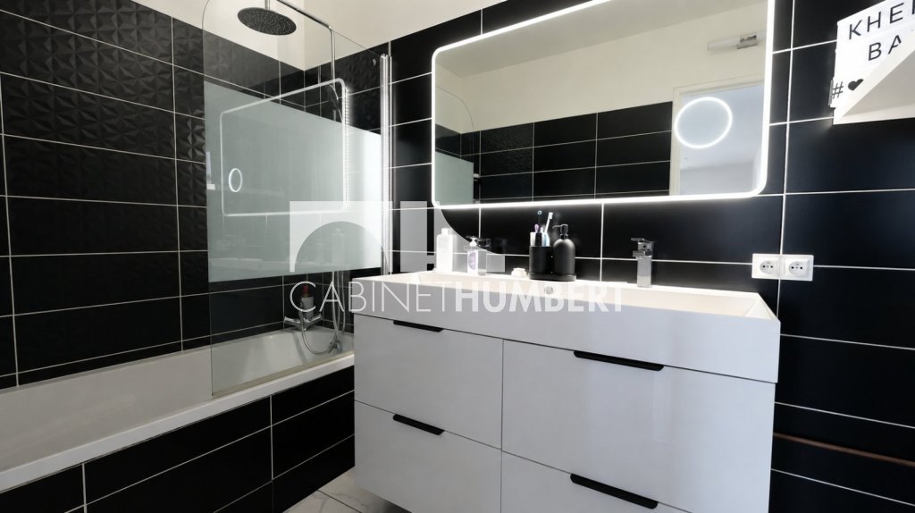 APPARTEMENT T4 A VENDRE - ST ETIENNE FAURIEL - 90.23 m2 - 175 000 &euro;