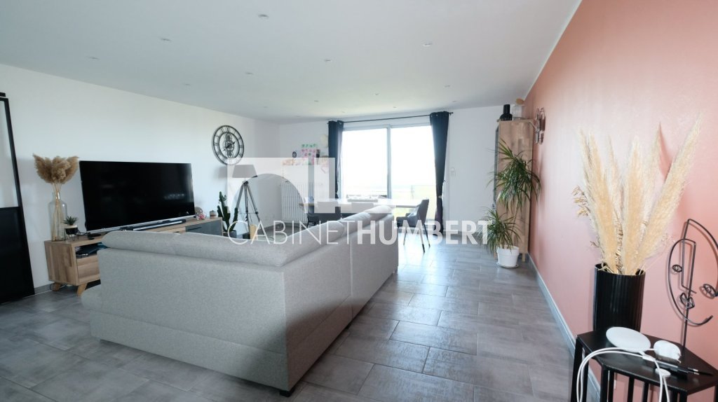 APPARTEMENT T4 A VENDRE - ST ETIENNE FAURIEL - 90.23 m2 - 175 000 &euro;
