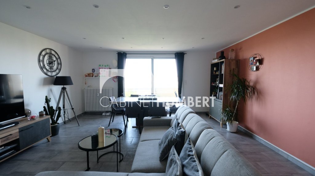 APPARTEMENT T4 A VENDRE - ST ETIENNE FAURIEL - 90.23 m2 - 175 000 &euro;