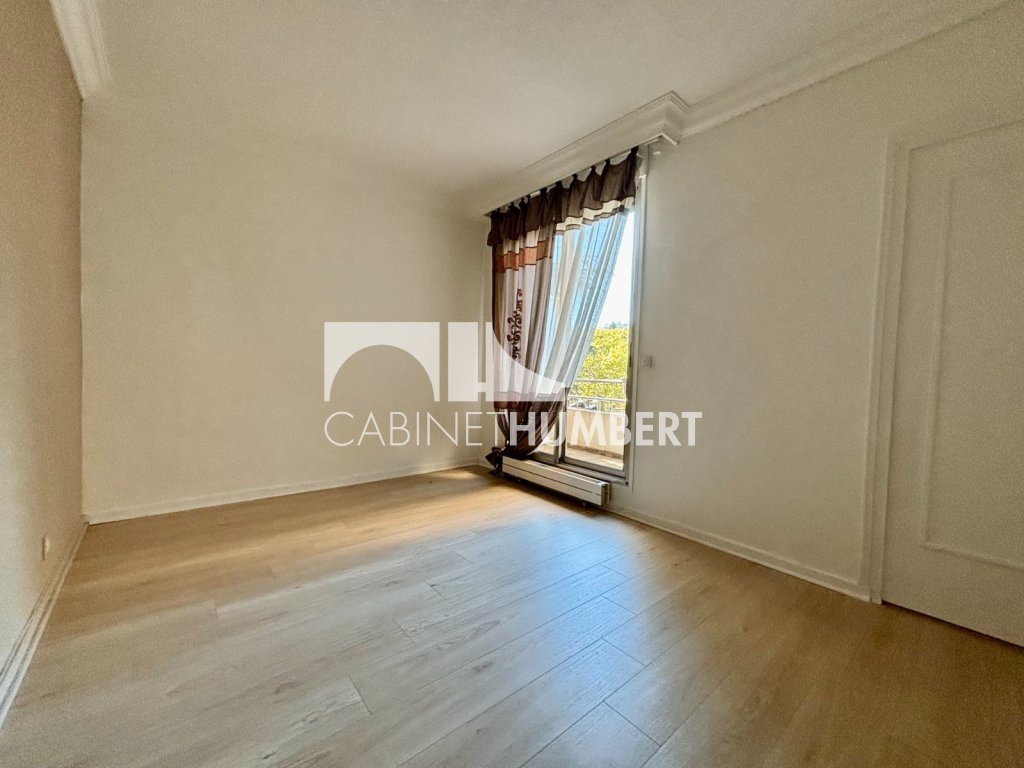APPARTEMENT T4 A VENDRE - ST ETIENNE FAURIEL - 93 m2 - 260 000 &euro;