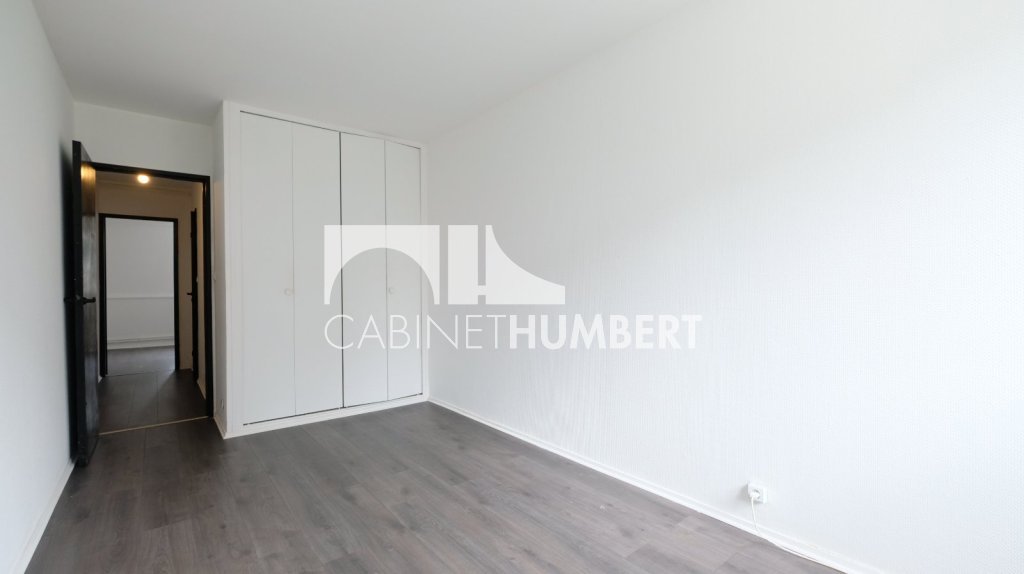 APPARTEMENT T4 A VENDRE - ST ETIENNE LA M�TARE - 76.31 m2 - 72�000�&euro;