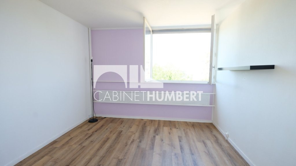 APPARTEMENT T4 A VENDRE - ST ETIENNE LA MÉTARE - 73.86 m2 - 62 000 &euro;