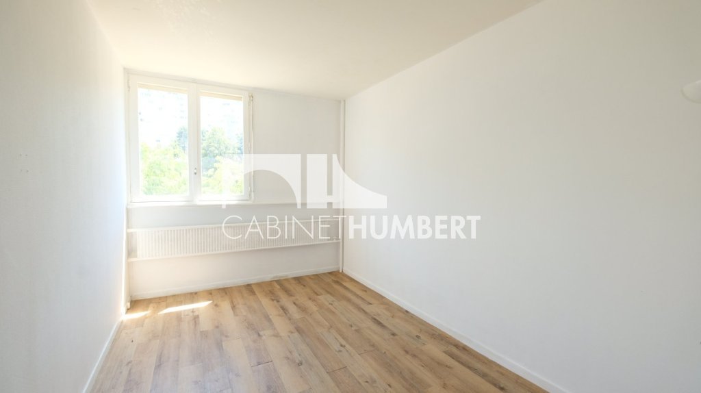 APPARTEMENT T4 A VENDRE - ST ETIENNE LA MÉTARE - 73.86 m2 - 62 000 &euro;