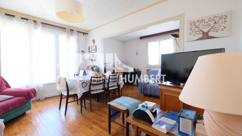 APPARTEMENT T4 A VENDRE - ST ETIENNE LA TERRASSE - 68.83 m2 - 83�000�&euro;