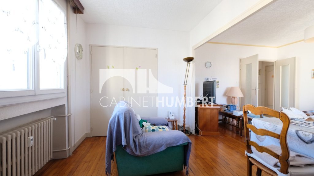 APPARTEMENT T4 A VENDRE - ST ETIENNE LA TERRASSE - 68.83 m2 - 83�000�&euro;