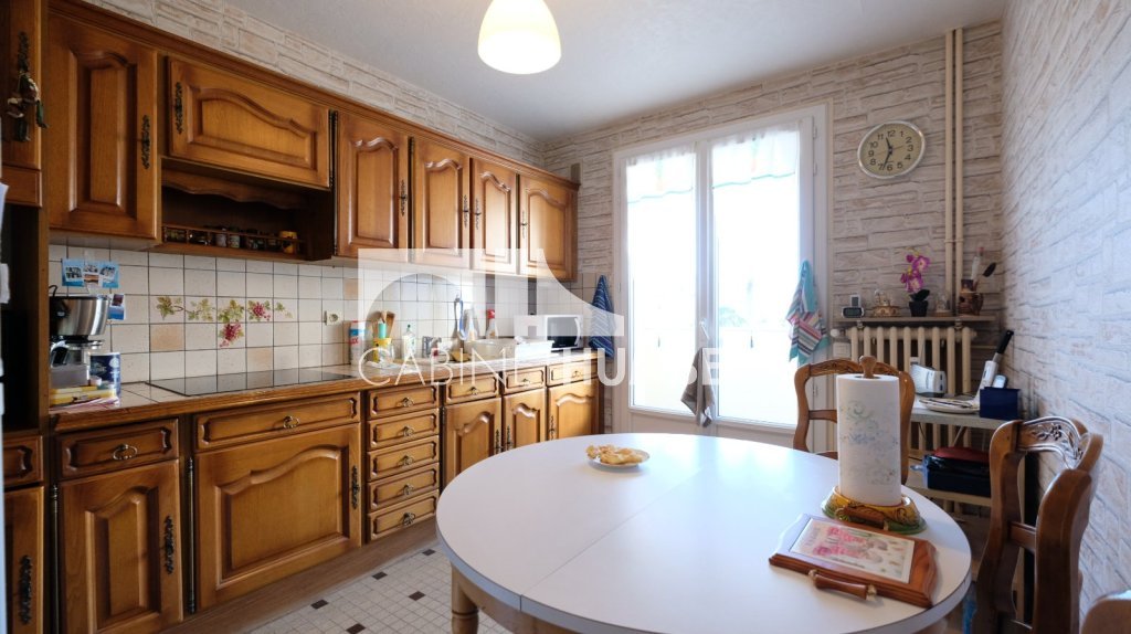 APPARTEMENT T4 A VENDRE - ST ETIENNE LA TERRASSE - 68.83 m2 - 83�000�&euro;