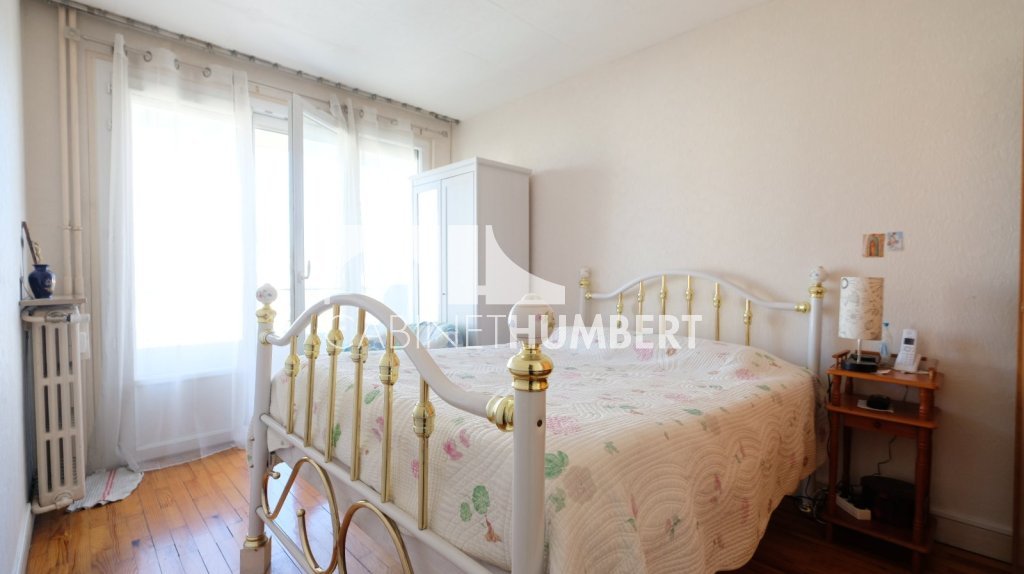 APPARTEMENT T4 A VENDRE - ST ETIENNE LA TERRASSE - 68.83 m2 - 83�000�&euro;