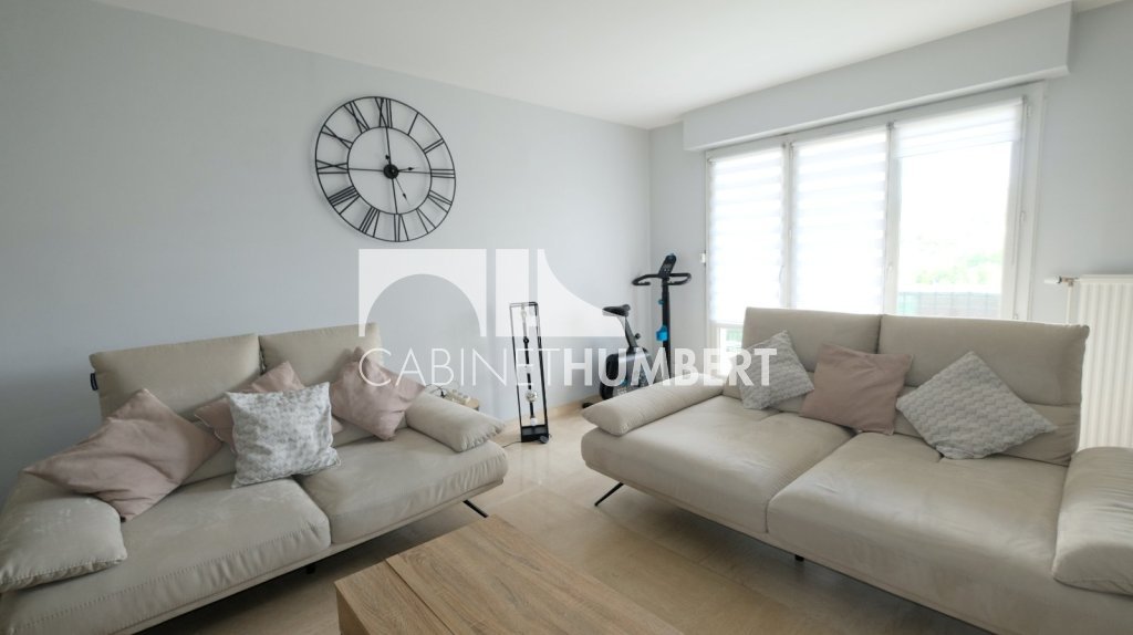 APPARTEMENT T4 A VENDRE - ST ETIENNE MONTPLAISIR - 81.14 m2 - 120 000 €