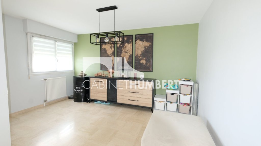 APPARTEMENT T4 A VENDRE - ST ETIENNE MONTPLAISIR - 81.14 m2 - 120 000 €