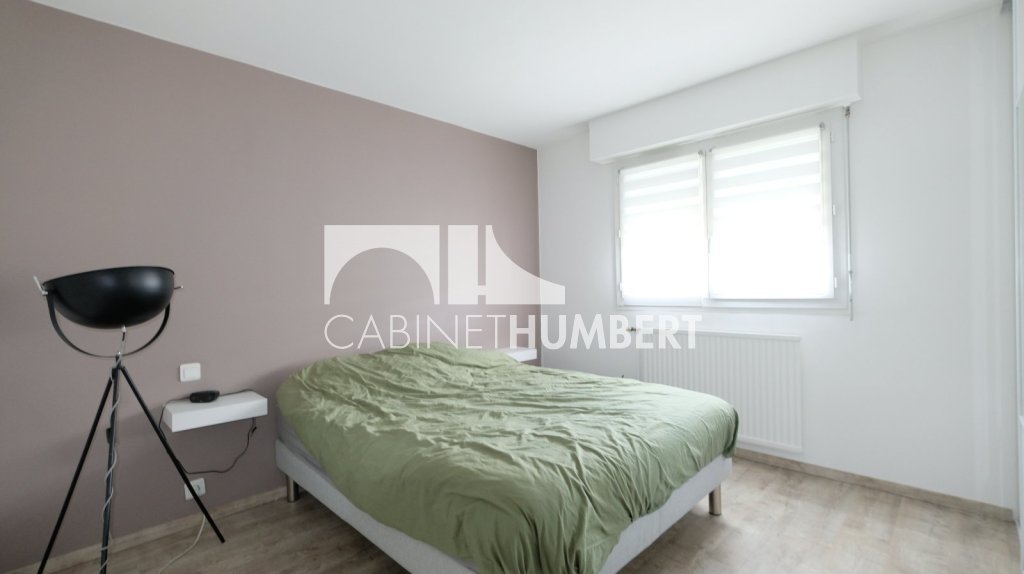 APPARTEMENT T4 A VENDRE - ST ETIENNE MONTPLAISIR - 81.14 m2 - 120 000 €