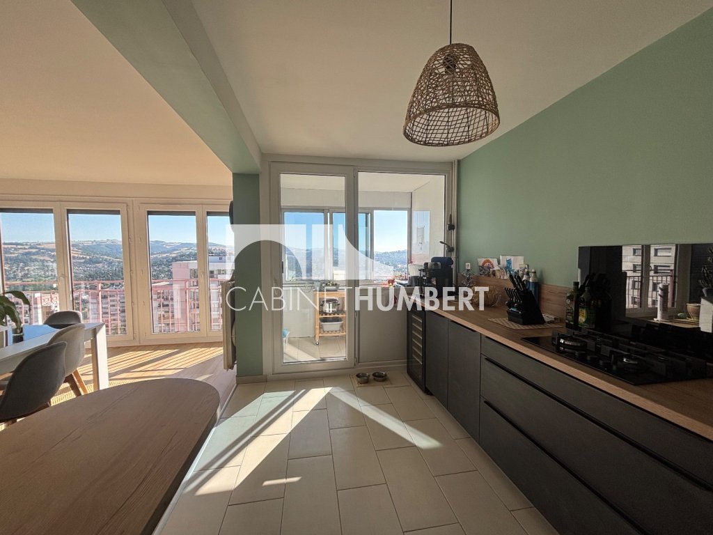 APPARTEMENT T4 A VENDRE - VILLARS - 84.7 m2 - 125 000 &euro;