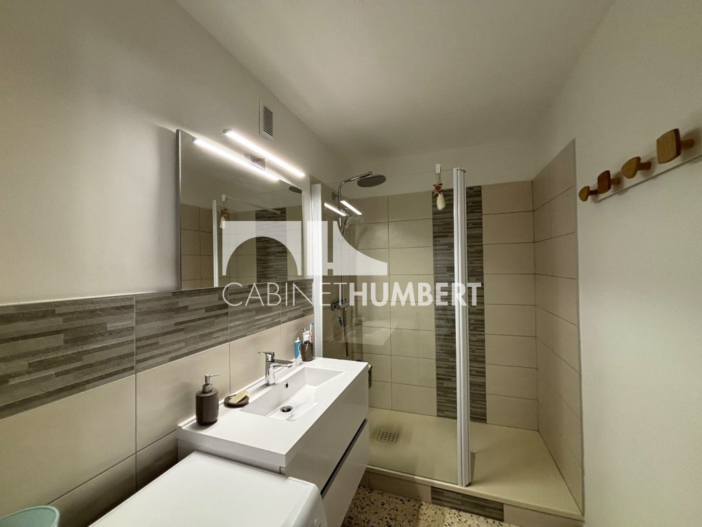 APPARTEMENT T4 A VENDRE - VILLARS - 84.7 m2 - 125 000 &euro;