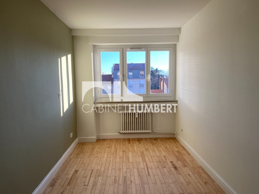 CITE DU DESIGN A LOUER - ST ETIENNE BERGSON - 114.78 m2 - 910 &euro; charges comprises par mois
