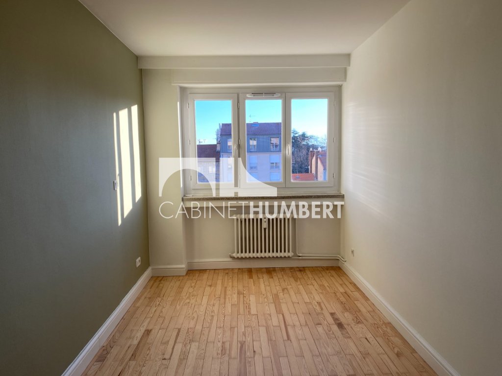 CITE DU DESIGN A LOUER - ST ETIENNE BERGSON - 114.78 m2 - 910 &euro; charges comprises par mois