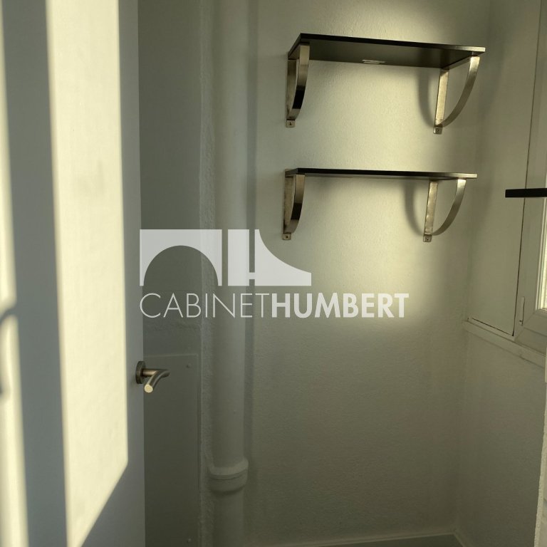 CITE DU DESIGN A LOUER - ST ETIENNE BERGSON - 114.78 m2 - 910 &euro; charges comprises par mois
