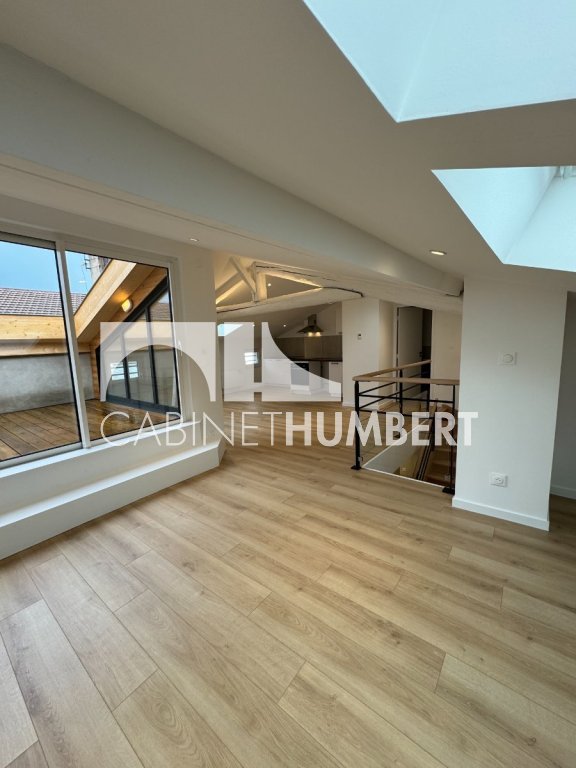 APPARTEMENT T5 A LOUER - ST ETIENNE HYPER CENTRE - 114.87 m2 - 1195€ charges comprises par mois