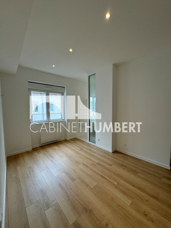 APPARTEMENT T5 A LOUER - ST ETIENNE HYPER CENTRE - 114.87 m2 - 1195€ charges comprises par mois