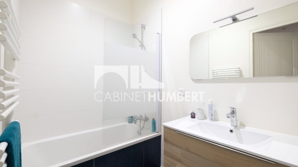 APPARTEMENT T5 A VENDRE - ST ETIENNE BADOUILL�RE - 123.39 m2 - 239�000�&euro;