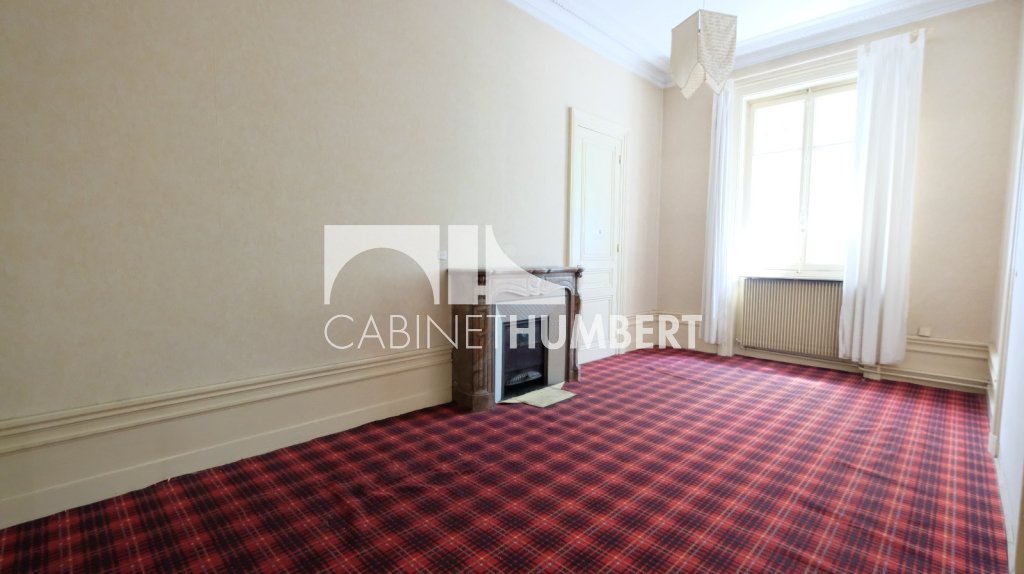 APPARTEMENT T5 A VENDRE - ST ETIENNE BADOUILLÈRE - 155.07 m2 - 89 000 &euro;