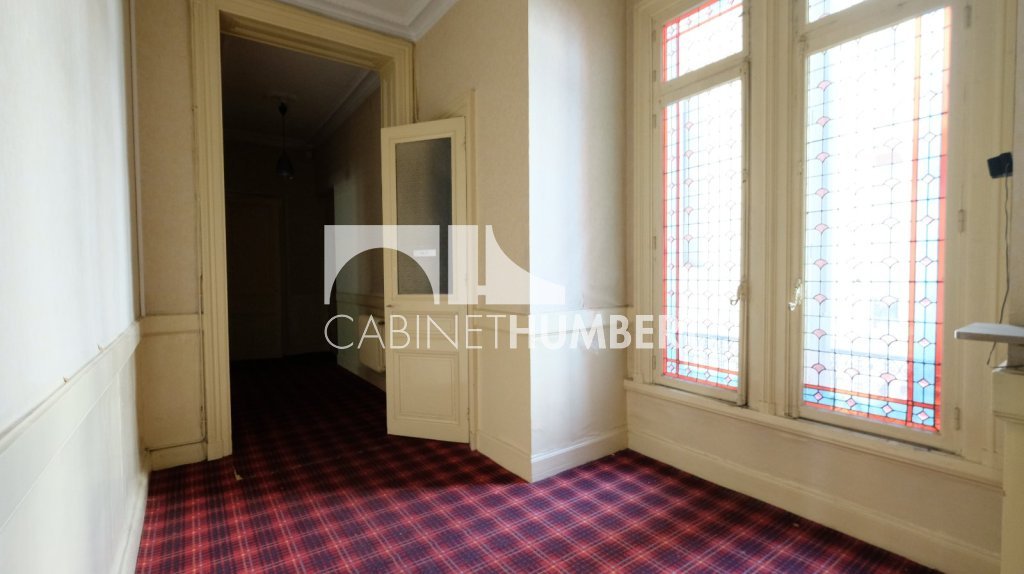 APPARTEMENT T5 A VENDRE - ST ETIENNE BADOUILLÈRE - 155.07 m2 - 89 000 &euro;