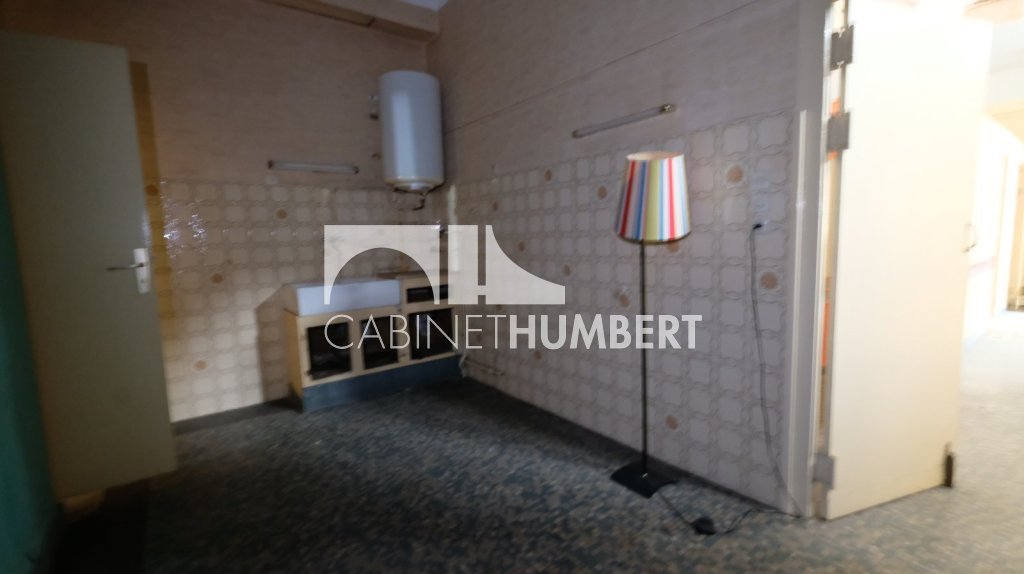 APPARTEMENT T5 A VENDRE - ST ETIENNE BADOUILLÈRE - 155.07 m2 - 89 000 &euro;