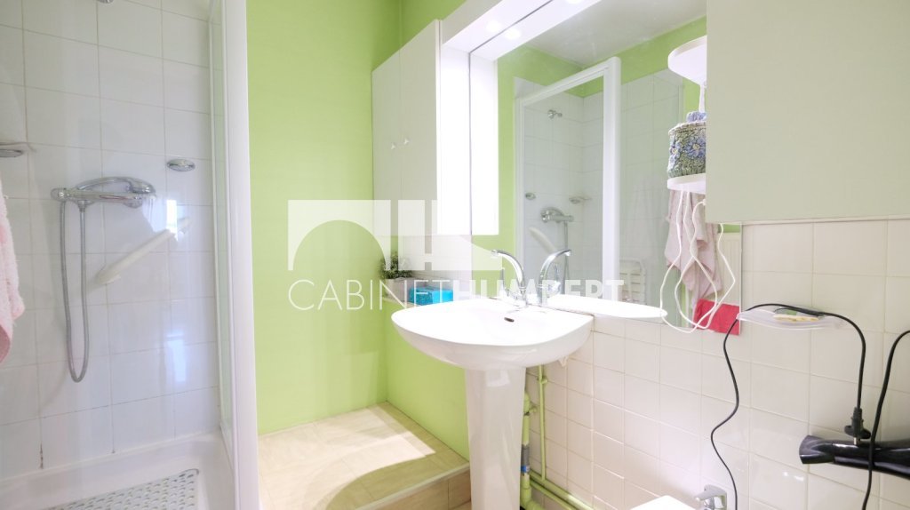 APPARTEMENT T5 A VENDRE - ST ETIENNE BELLEVUE - 110 m2 - 99000€