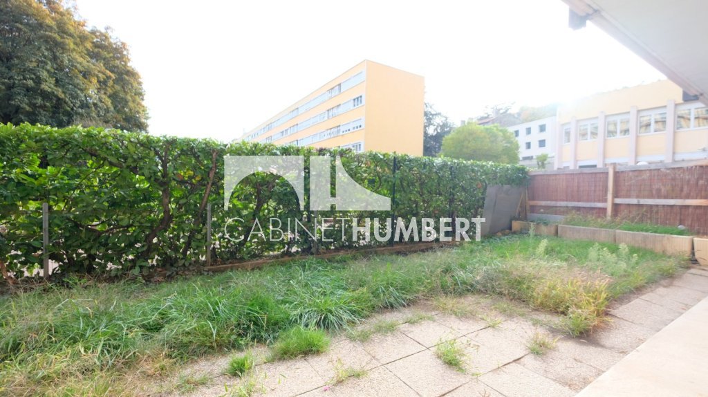 APPARTEMENT T5 A VENDRE - ST ETIENNE BERGSON - 111.2 m2 - 145 000 €