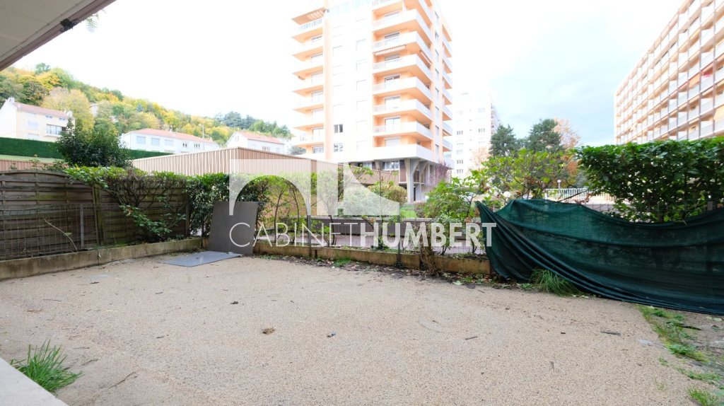 APPARTEMENT T5 A VENDRE - ST ETIENNE BERGSON - 111.2 m2 - 145 000 €