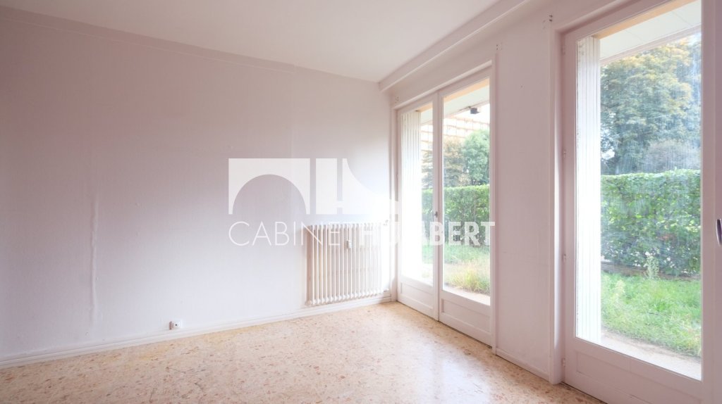 APPARTEMENT T5 A VENDRE - ST ETIENNE BERGSON - 111.2 m2 - 145 000 €