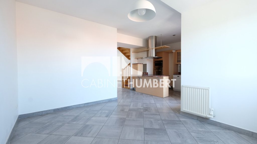 APPARTEMENT T5 A VENDRE - ST ETIENNE CARNOT - 105.48 m2 - 219000€