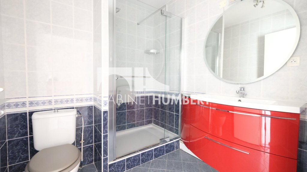 APPARTEMENT T5 A VENDRE - ST ETIENNE CARNOT - 105.48 m2 - 219000€