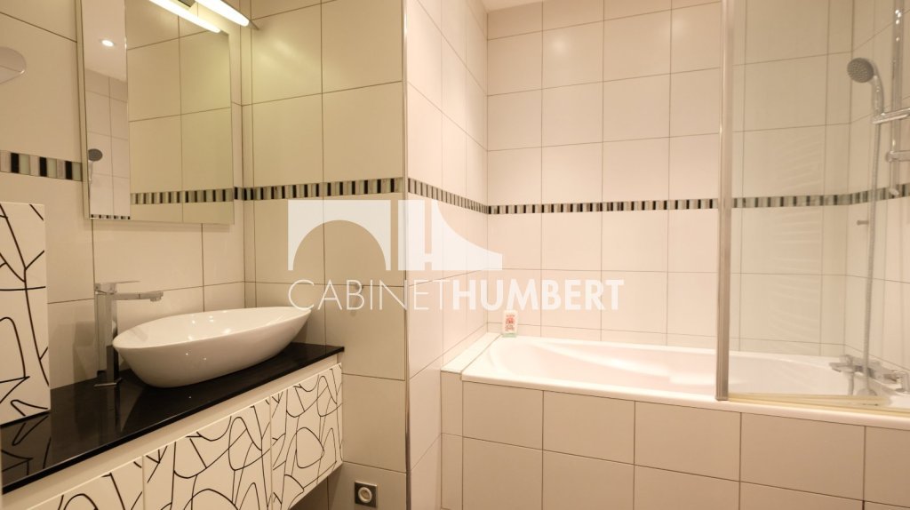 APPARTEMENT T5 A VENDRE - ST ETIENNE CENTRE VILLE - 164.33 m2 - 359000€