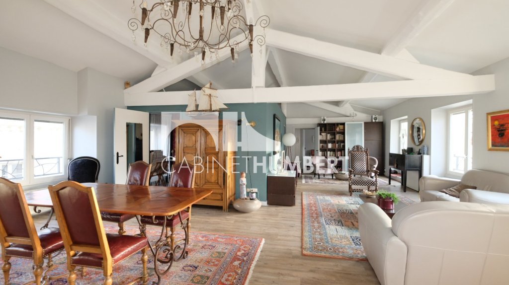 APPARTEMENT T5 A VENDRE - ST ETIENNE CENTRE VILLE - 147 m2 - 299000€