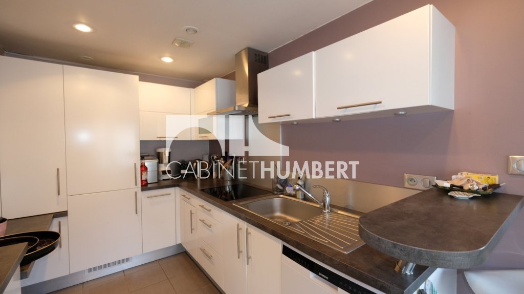 APPARTEMENT T5 A VENDRE - ST ETIENNE CENTRE VILLE - 147 m2 - 299000€