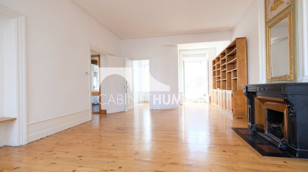 APPARTEMENT T5 A VENDRE - ST ETIENNE CENTRE VILLE - 124.07 m2 - 219�000�&euro;